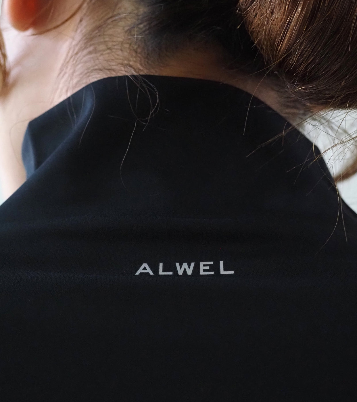 ALWEL HALF ZIP TOP ,  Black × White