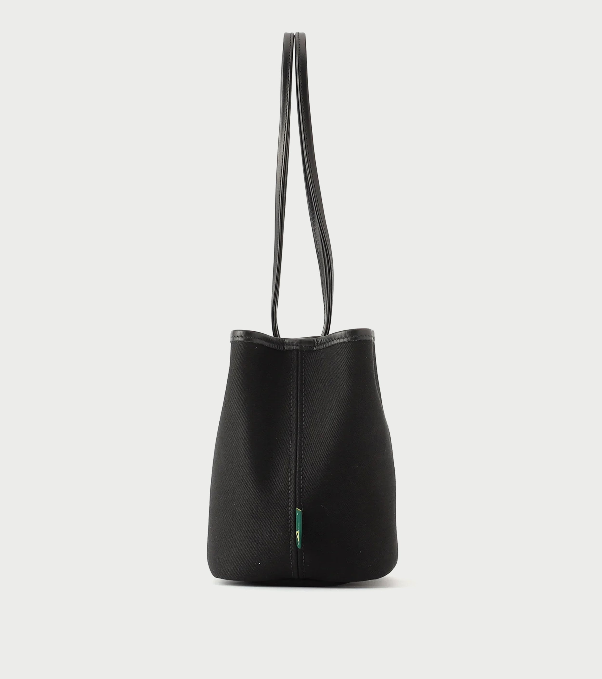 Brady KEER , Black