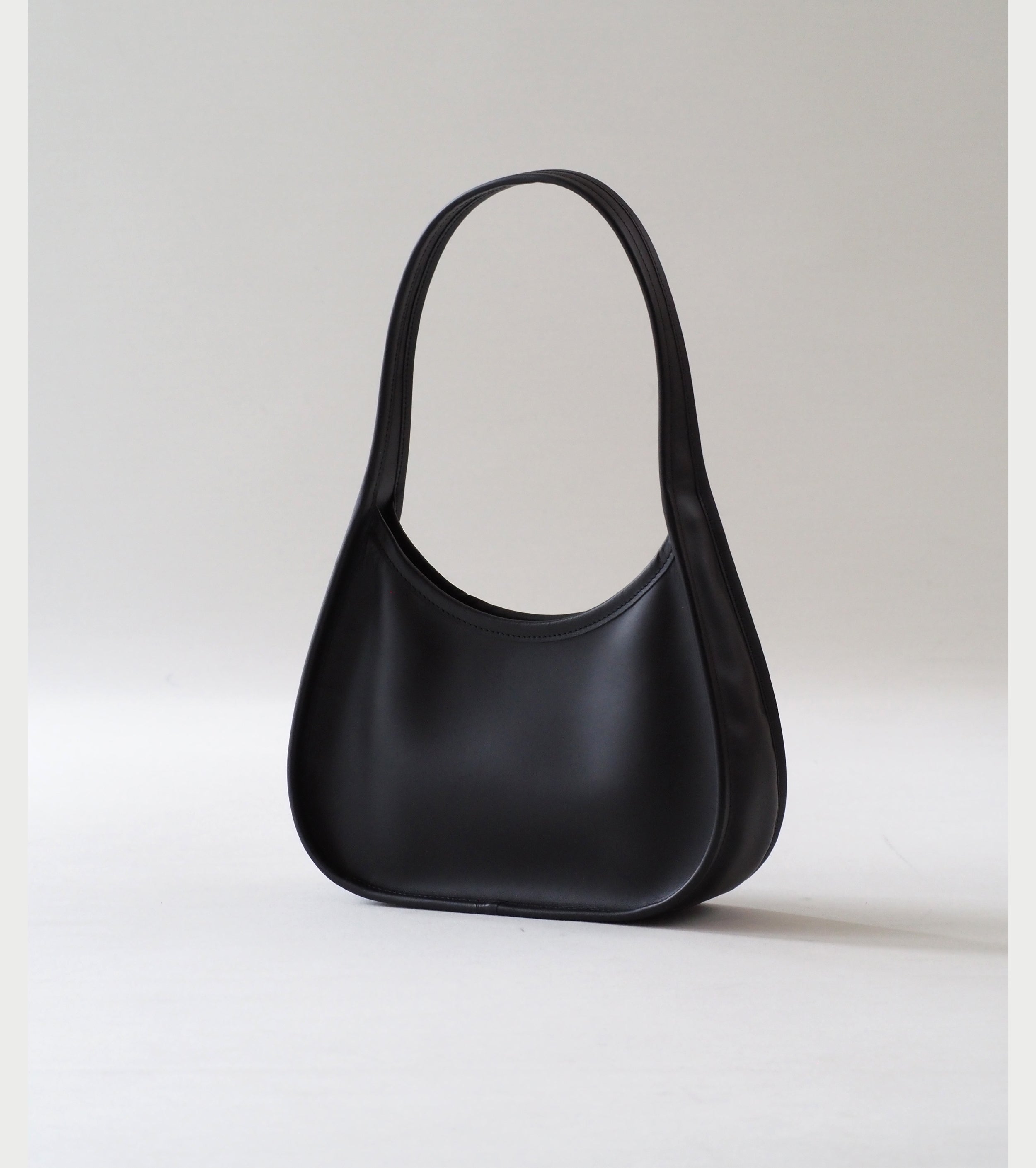 Morphee  SAC À MAIN  Magnetic Shoulder Bag , Black