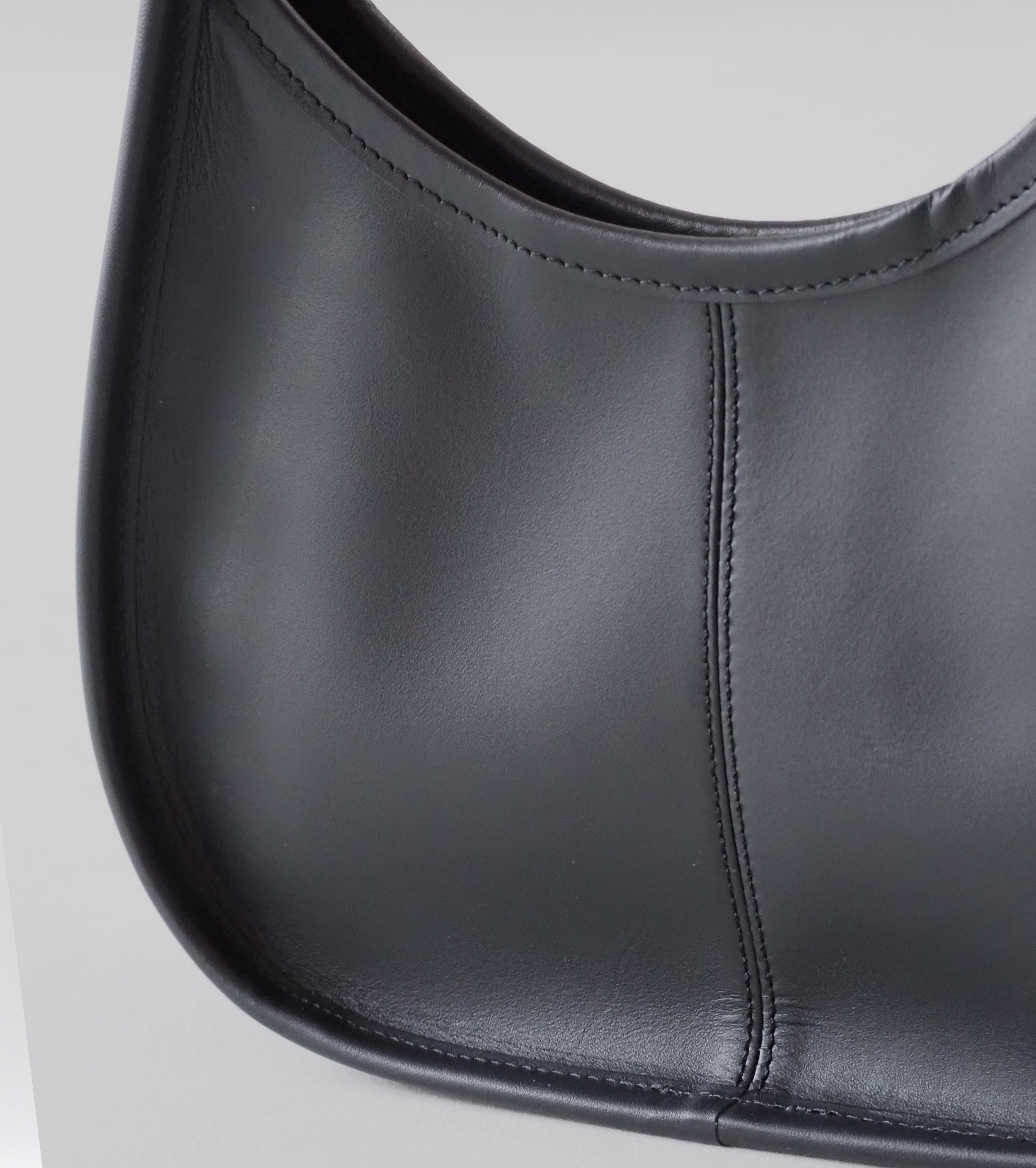 Morphee  SAC À MAIN  Magnetic Shoulder Bag , Black