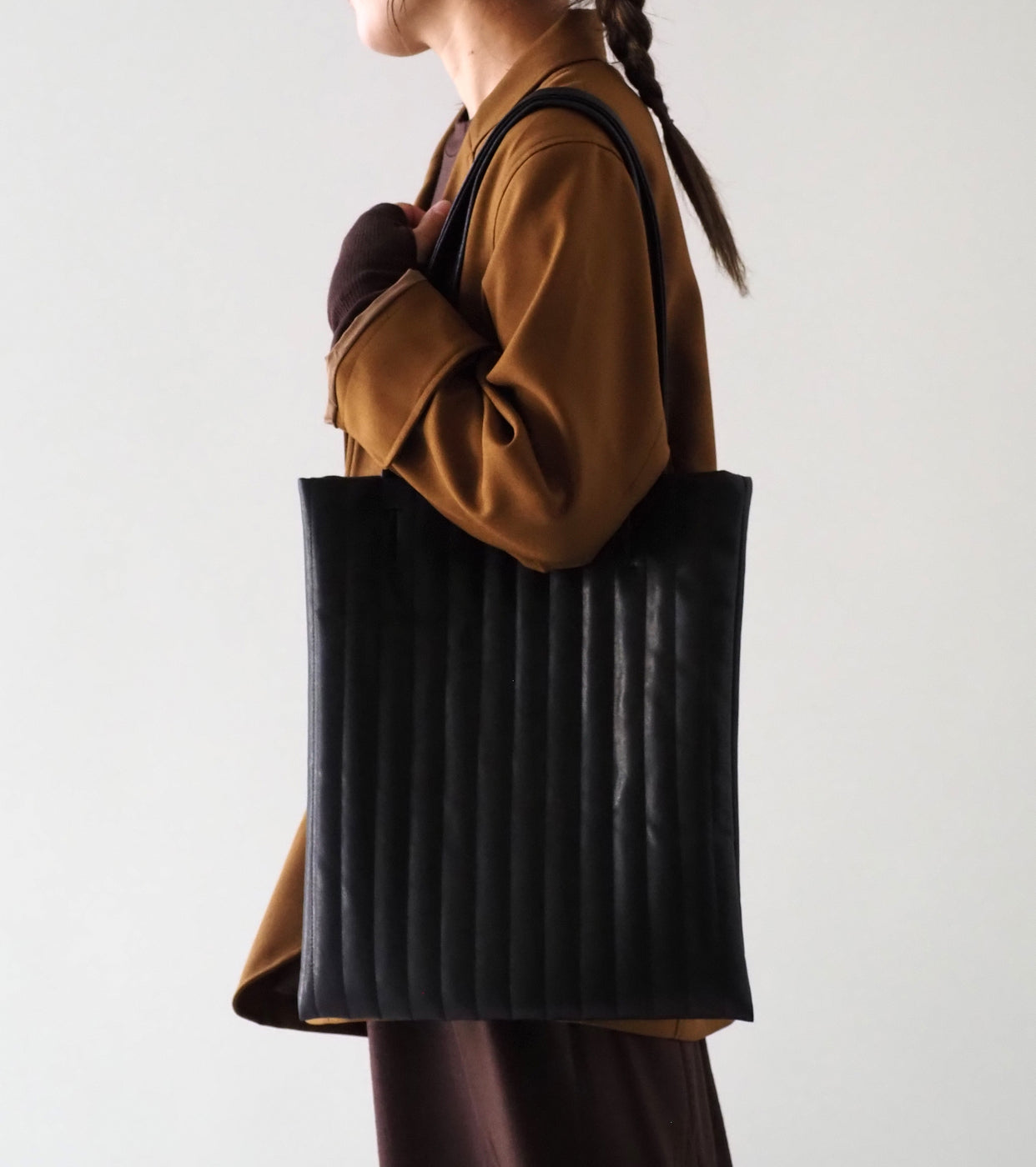 ALWEL FAUX LEATHER PADDED TOTE , Black