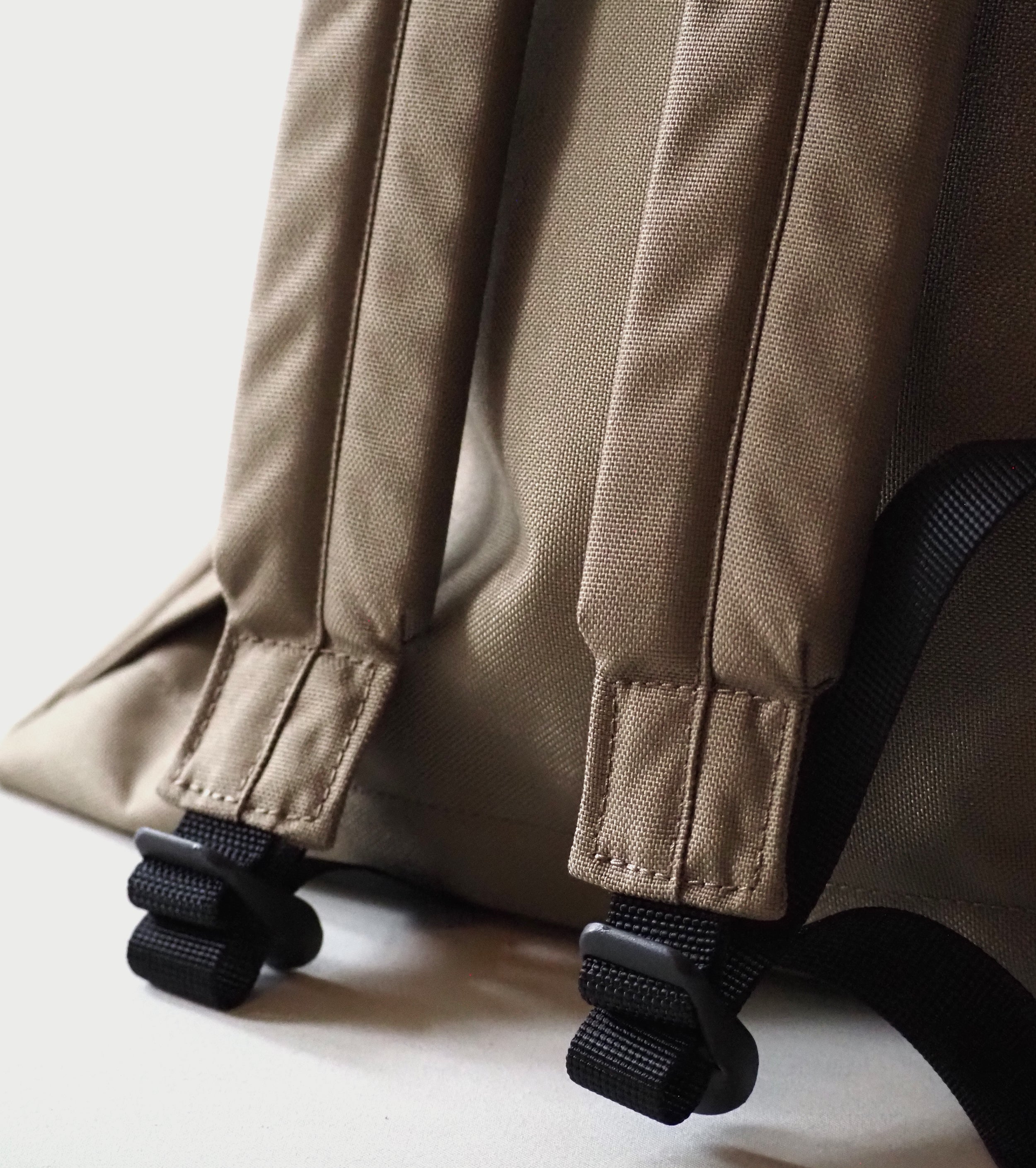 Aeta  バックパック M, Beige